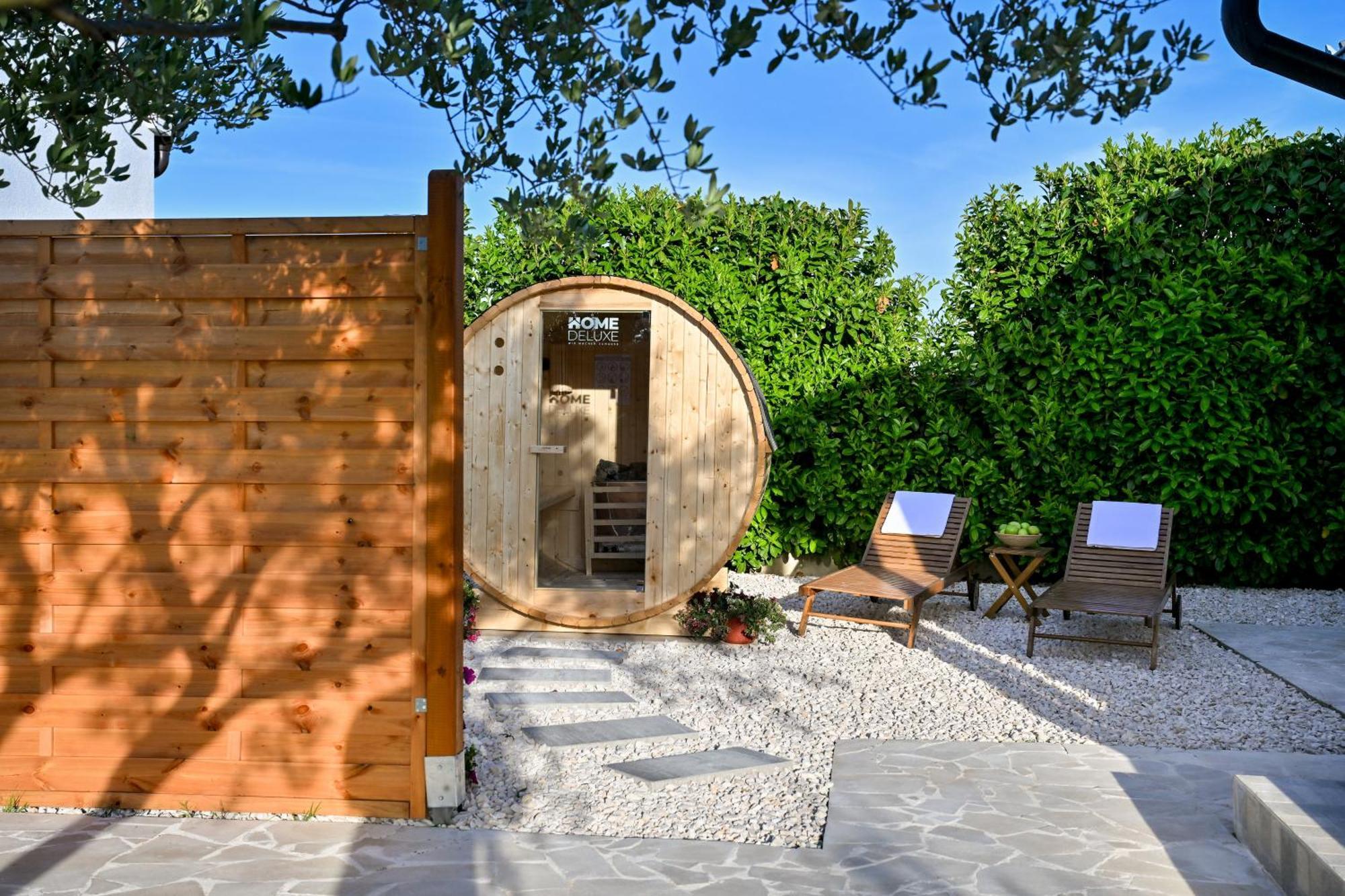Galovac  Holiday Home Aprilis With Pool, Jacuzzi And Sauna מראה חיצוני תמונה