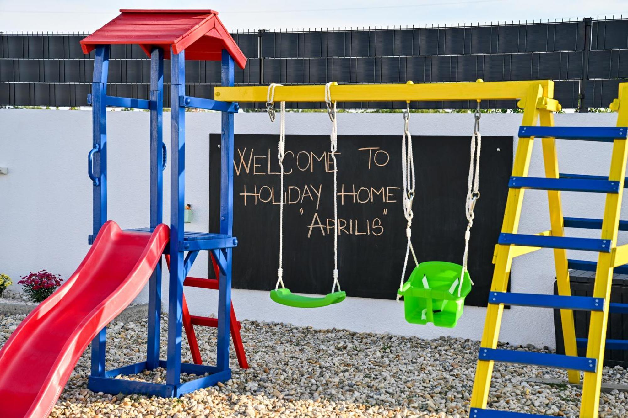 Galovac  Holiday Home Aprilis With Pool, Jacuzzi And Sauna מראה חיצוני תמונה